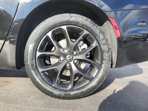 New 2026 Chrysler Pacifica Limited w/ S Appearance Package image 9