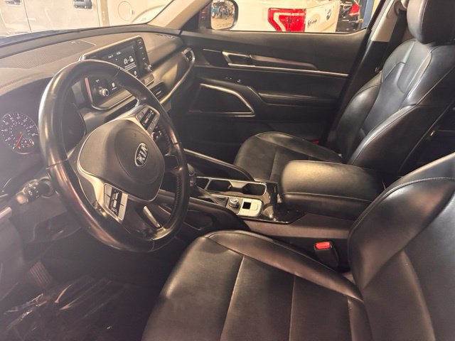 Used 2021 Kia Telluride LX FWD image 29