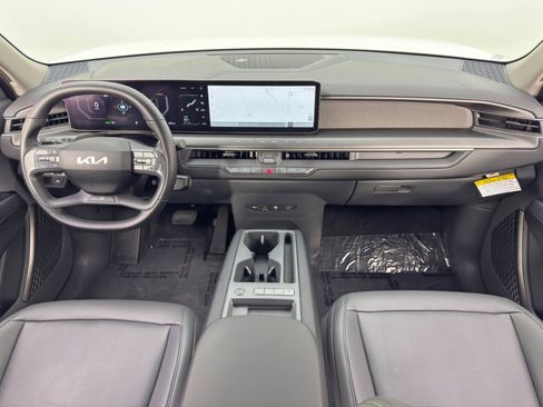 Used 2024 Kia EV9 Light Long Range image 11
