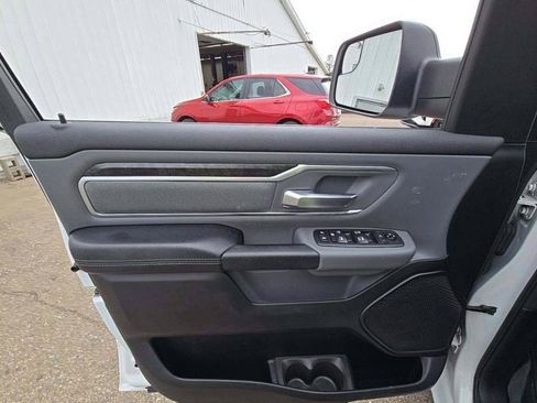 Used 2019 RAM 1500 Big Horn AWD/4WD image 10