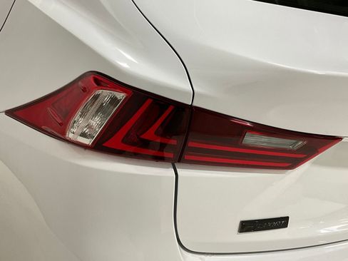 Used 2015 Lexus IS 350 AWD image 26