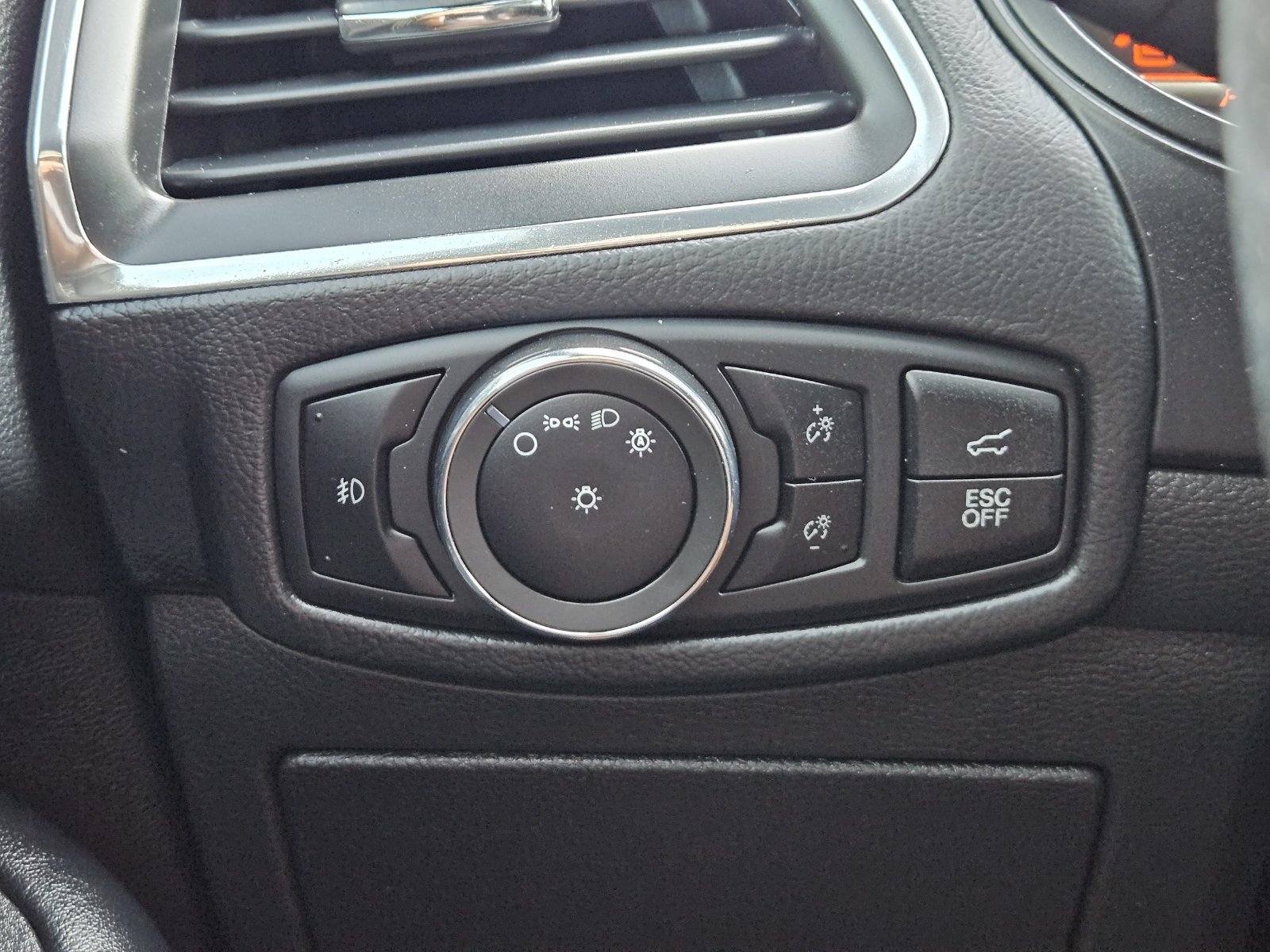 Used 2023 Ford Edge ST AWD/4WD image 24