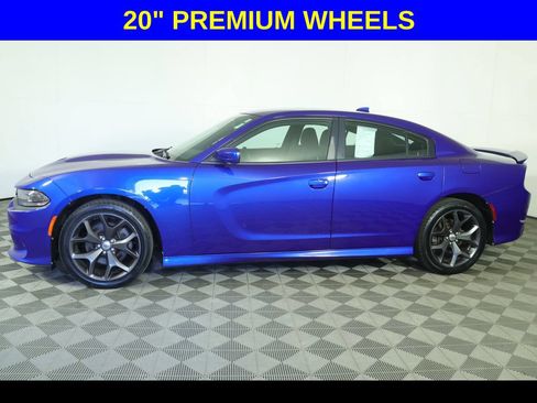 Used 2019 Dodge Charger GT RWD image 4