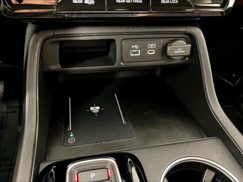 Used 2023 Honda Pilot Elite image 15