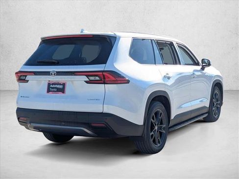 New 2026 Toyota Grand Highlander Limited image 2