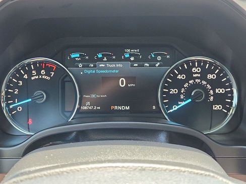 Used 2018 Ford F150 Lariat w/ Equipment Group 502A Luxury AWD/4WD image 21