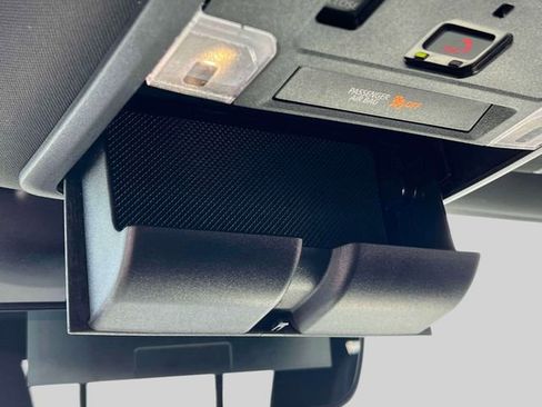 Used 2024 Toyota Tacoma TRD Sport w/ TRD Sport Upgrade Package image 33