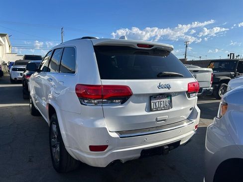 Used 2015 Jeep Grand Cherokee Overland w/ Advanced Technology Group RWD image 10