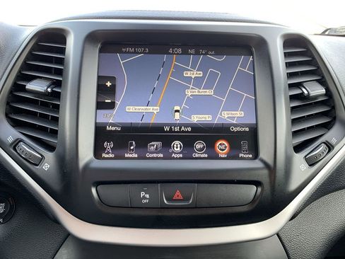 Used 2017 Jeep Cherokee Trailhawk w/ Comfort/Convenience Group image 23