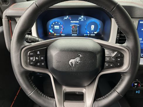 Used 2025 Ford Bronco Stroppe Edition image 14
