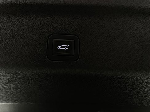 Used 2025 Chevrolet Suburban RST w/ Sun And Tow Package image 29