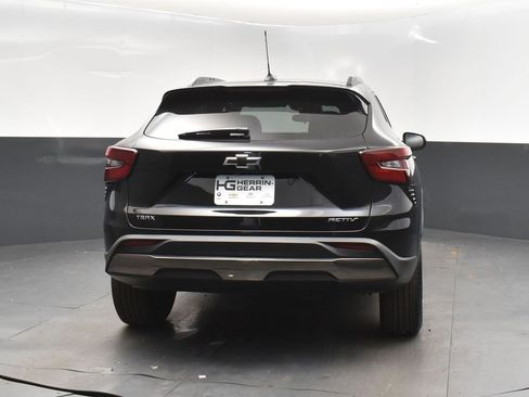 New 2026 Chevrolet Trax ACTIV w/ Sunroof Package image 7