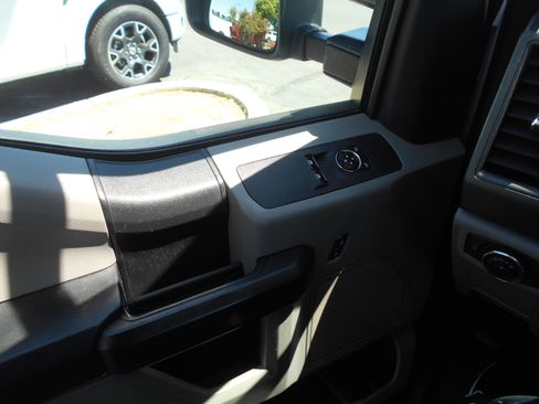 Used 2021 Ford F350 XL w/ Power Equipment Group image 10