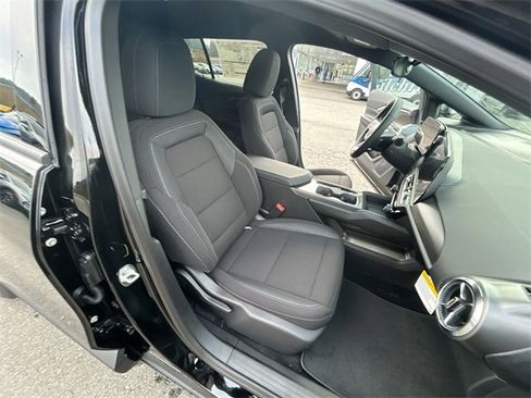 New 2026 Chevrolet Equinox EV LT image 26