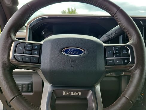 Used 2026 Ford F450 King Ranch w/ FX4 Off-Road Package AWD/4WD image 15
