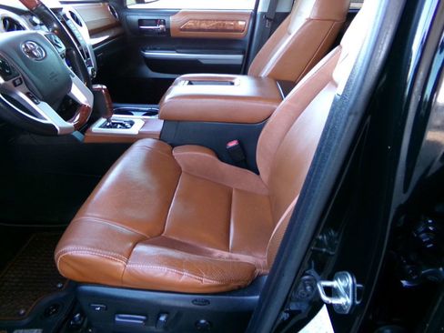 Used 2018 Toyota Tundra 1794 Edition image 10