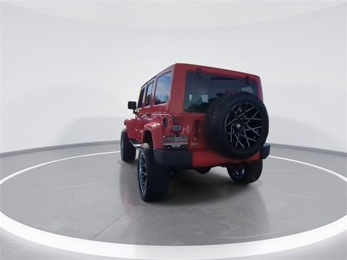 Used 2016 Jeep Wrangler Unlimited Sahara w/ Dual Top Group image 7
