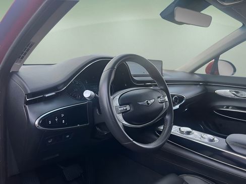 Used 2025 Genesis GV70 2.5T image 14