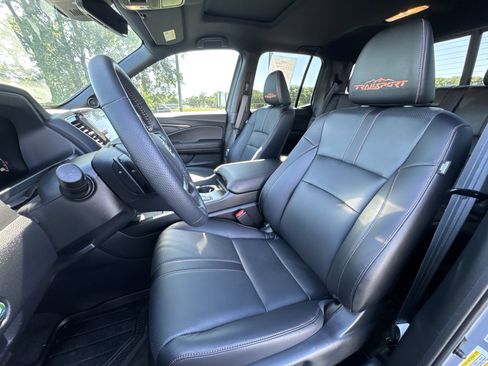Used 2025 Honda Ridgeline TrailSport+ image 11