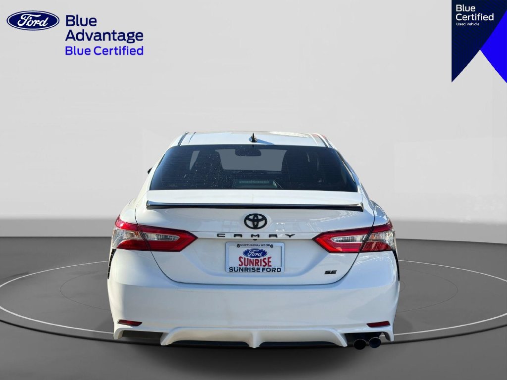 Used 2019 Toyota Camry SE FWD image 5