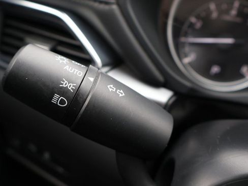 Used 2025 MAZDA CX-5 AWD 2.5 S w/ Preferred Package image 16