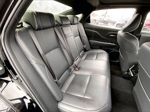 Used 2024 Toyota Crown Limited image 23