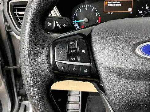 Used 2021 Ford Escape SEL FWD image 18