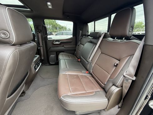 Used 2024 GMC Sierra 1500 Denali w/ Denali Reserve Package image 30