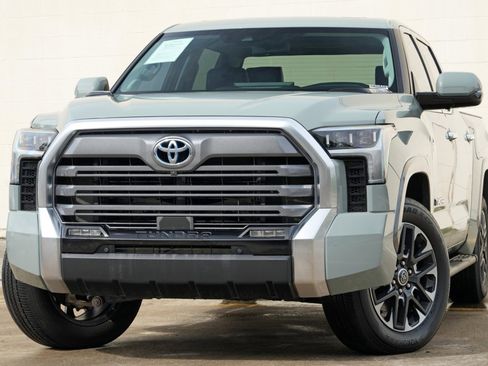 Used 2024 Toyota Tundra Limited AWD/4WD image 3