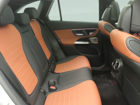 Certified 2024 Mercedes-Benz GLC 300 4MATIC image 29