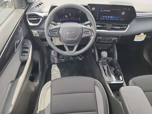 New 2026 Chevrolet TrailBlazer LT w/ Midnight Edition FWD image 14