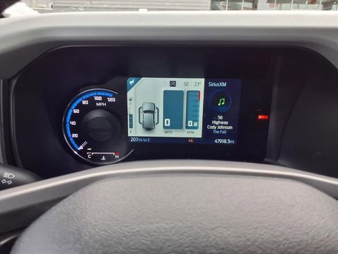 Used 2022 Ford Bronco Badlands image 18