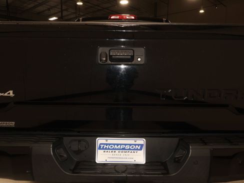 Used 2014 Toyota Tundra Platinum AWD/4WD image 22