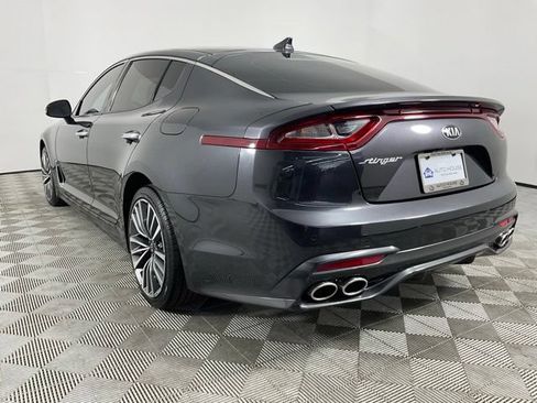 Used 2019 Kia Stinger RWD image 4