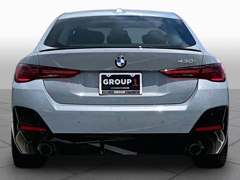 Used 2025 BMW 430i w/ M Sport Package RWD image 4