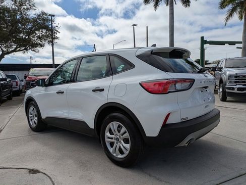 Certified 2022 Ford Escape S image 6