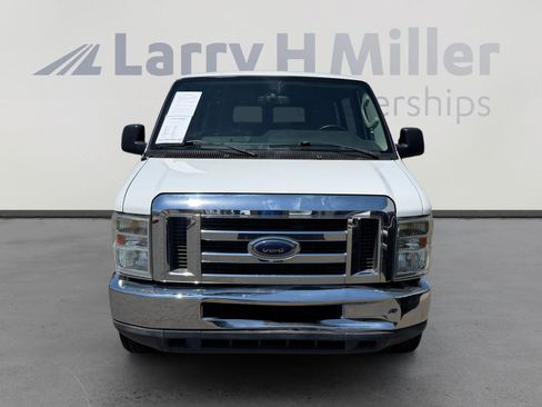 Used 2012 Ford E-350 and Econoline 350 XLT RWD image 8
