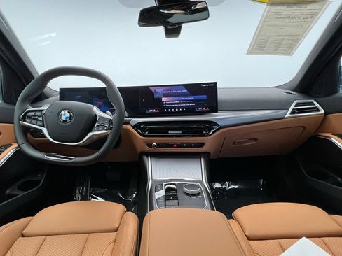 Certified 2026 BMW 330i Sedan RWD image 10