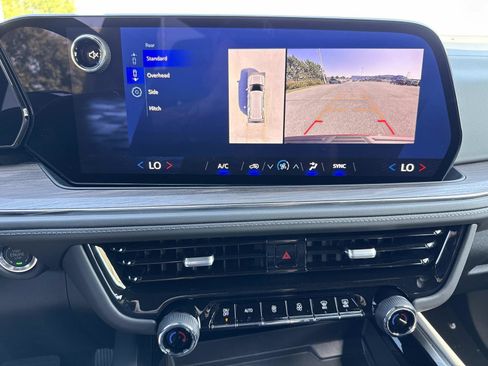 New 2025 Chevrolet Tahoe LS image 4