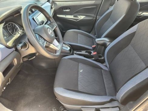 Used 2024 Nissan Versa SV FWD image 11