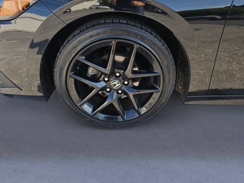 Used 2023 Honda Civic Sport image 28