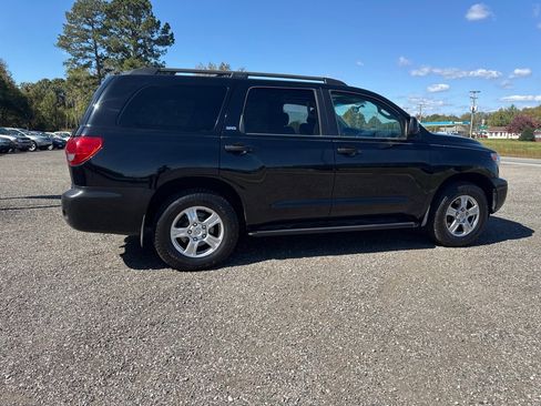 Used 2008 Toyota Sequoia SR5 image 9