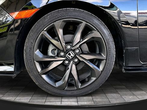 Used 2019 Honda Civic Sport Touring image 31