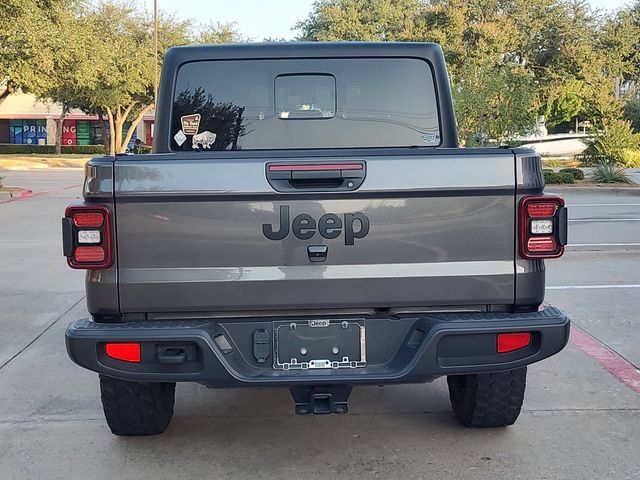 Used 2024 Jeep Gladiator Sport AWD/4WD image 4