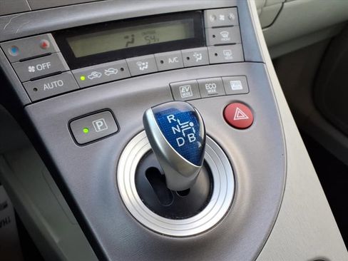 Used 2013 Toyota Prius Three image 23