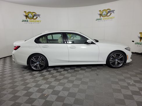 Used 2023 BMW 330i xDrive Sedan w/ Parking Assistance Package AWD/4WD image 8