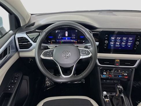 New 2026 Volkswagen Taos SE AWD/4WD image 23