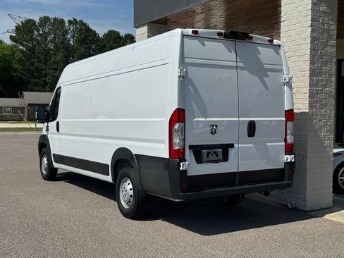 Used 2022 RAM ProMaster 3500 w/ Convenience Group FWD image 11