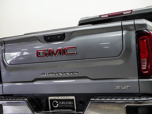 Used 2025 GMC Sierra 1500 SLT AWD/4WD image 16