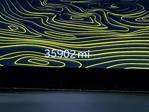 Used 2022 Jeep Wagoneer Series III w/ Premium Group I image 39